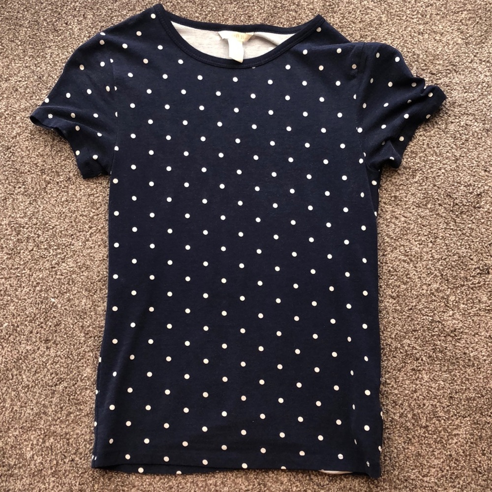 Navy blue tee with white polka dots